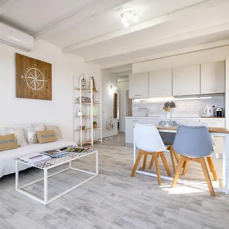 Mare Azzurro By Interhome